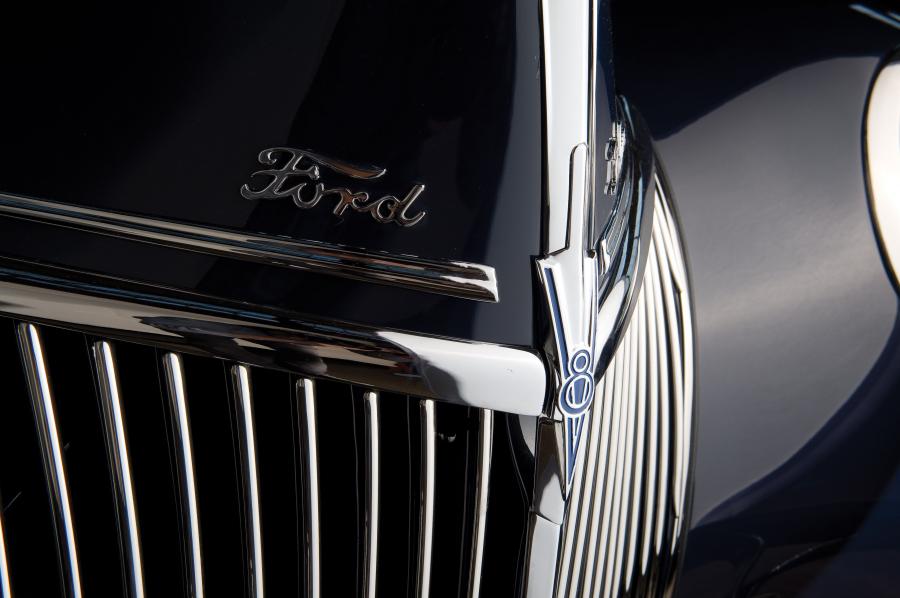  Ford DeLuxe Station Wagon 1939 года  (фото 13 из 26)